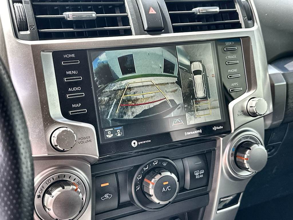 Thumbnail: 2022 Toyota 4Runner - 26