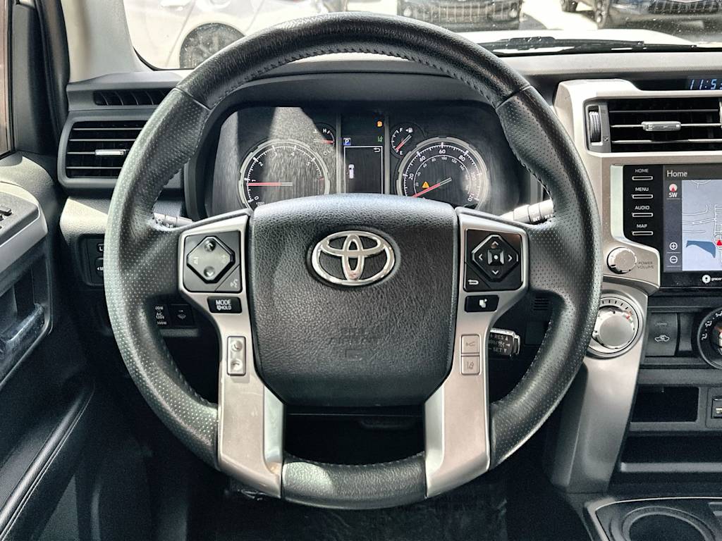 Thumbnail: 2022 Toyota 4Runner - 10