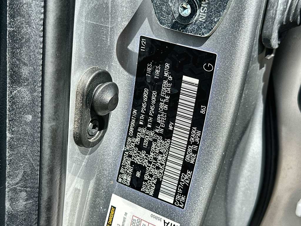 Thumbnail: 2022 Toyota 4Runner - 18