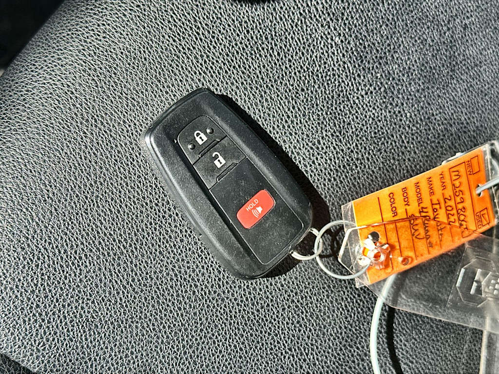 Thumbnail: 2022 Toyota 4Runner - 17