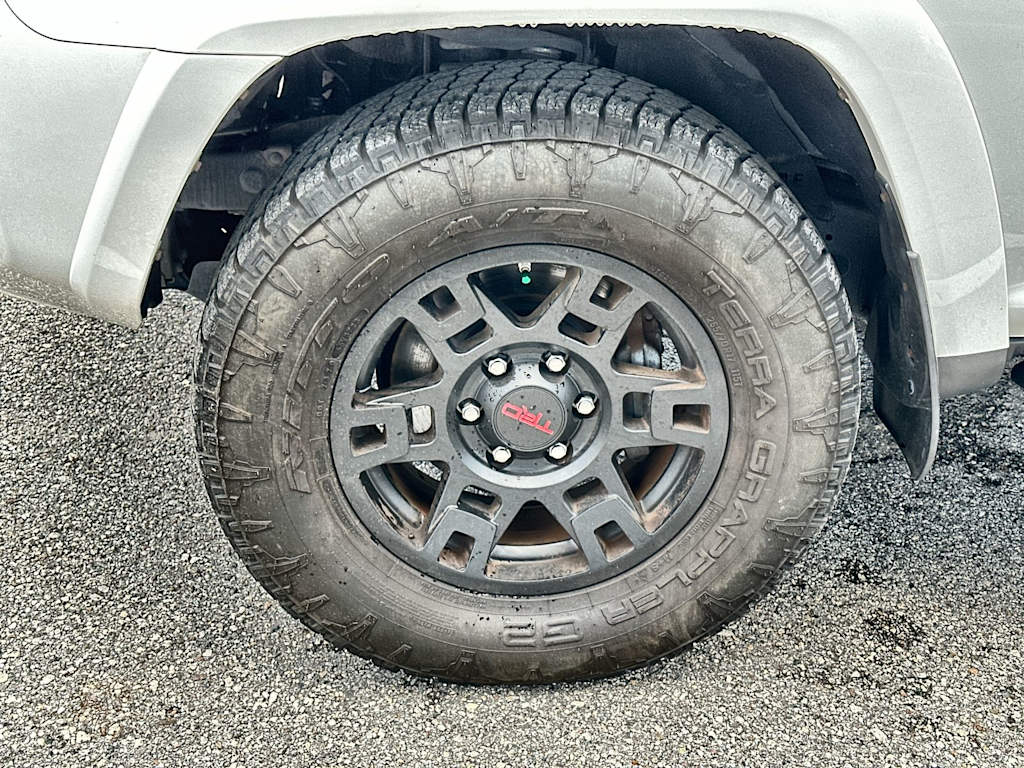 Thumbnail: 2020 Toyota 4Runner - 7
