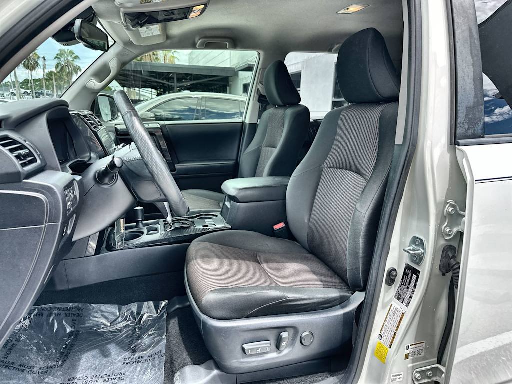 Thumbnail: 2020 Toyota 4Runner - 11