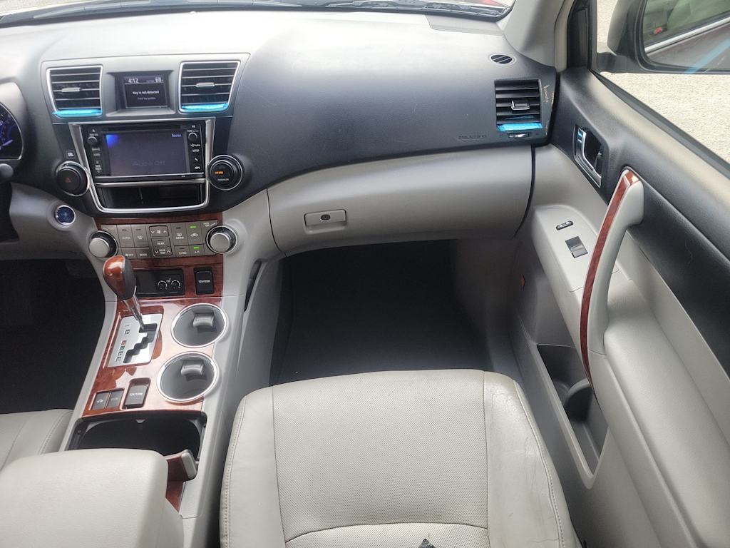 2013 Toyota Highlander Limited 7