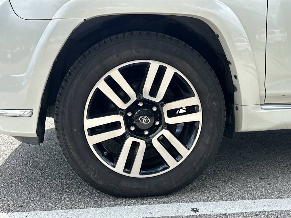 Thumbnail: 2019 Toyota 4Runner - 7