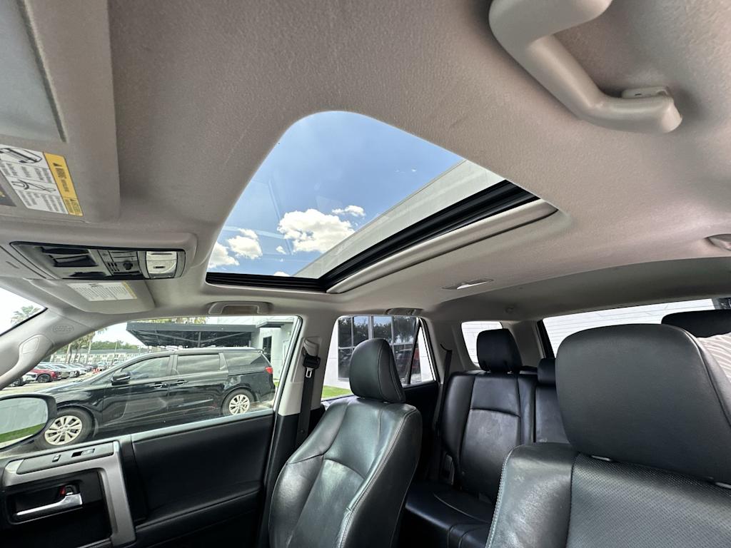 Thumbnail: 2019 Toyota 4Runner - 28