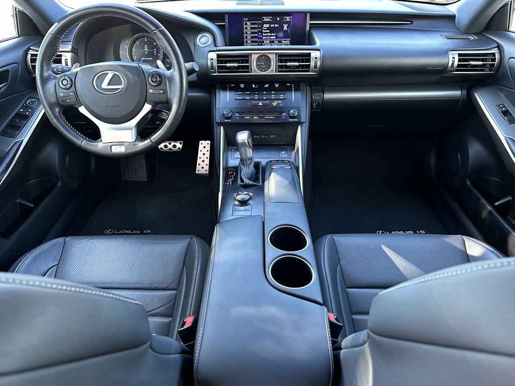 Thumbnail: 2014 Lexus IS - 2