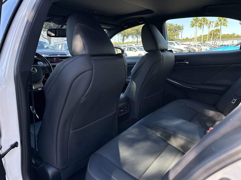 Thumbnail: 2014 Lexus IS - 19