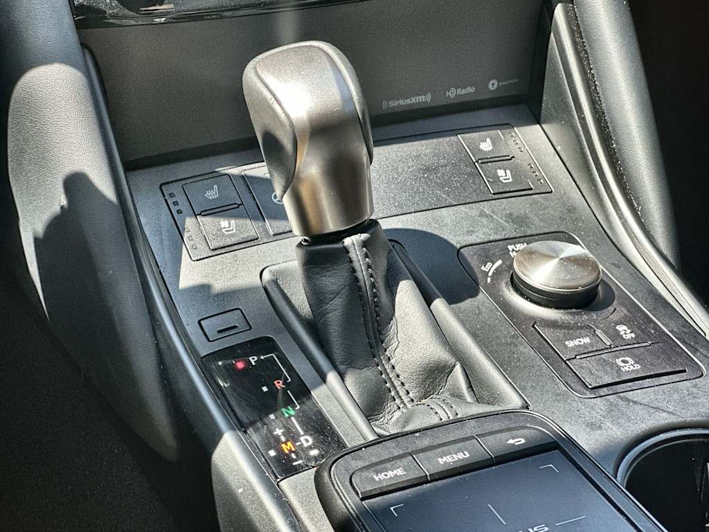 Thumbnail: 2025 Lexus ES - 15