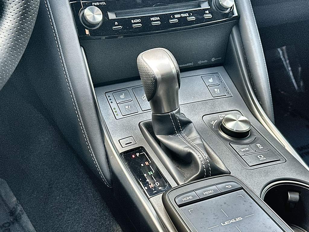 Thumbnail: 2023 Lexus IS - 15