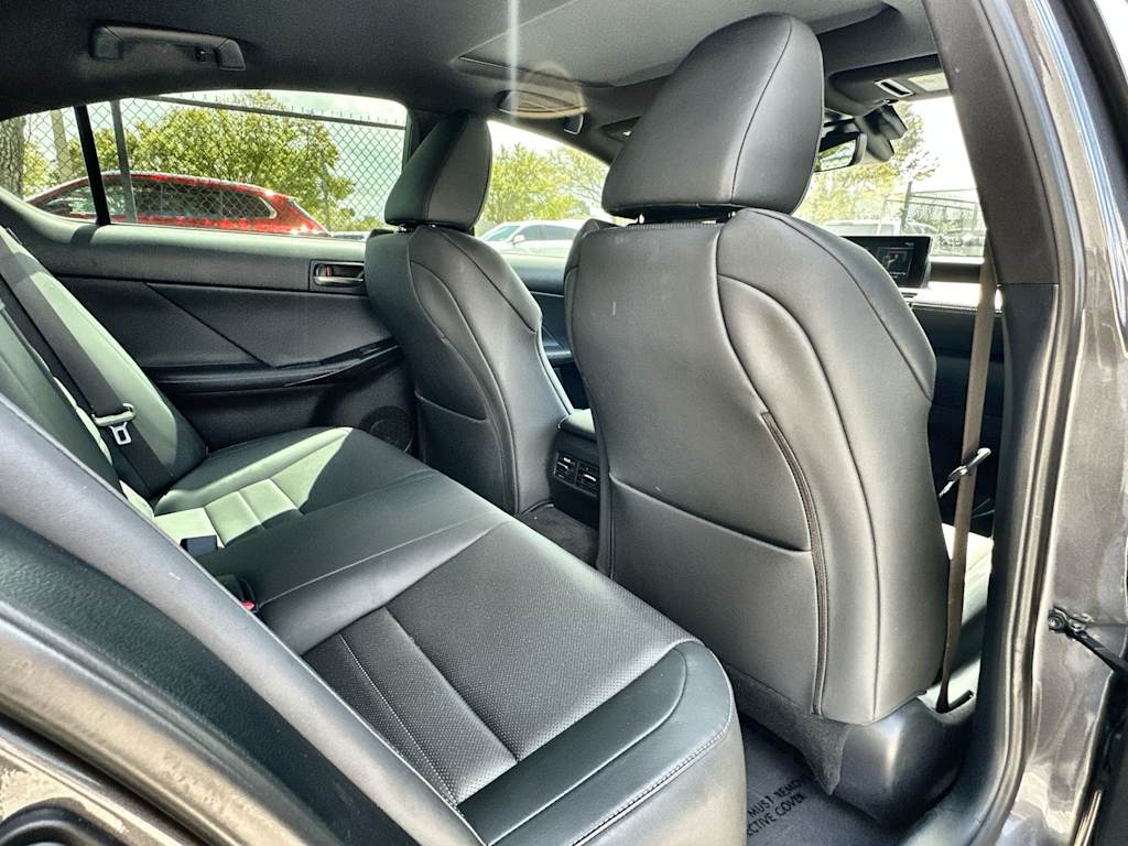 Thumbnail: 2023 Lexus IS - 25