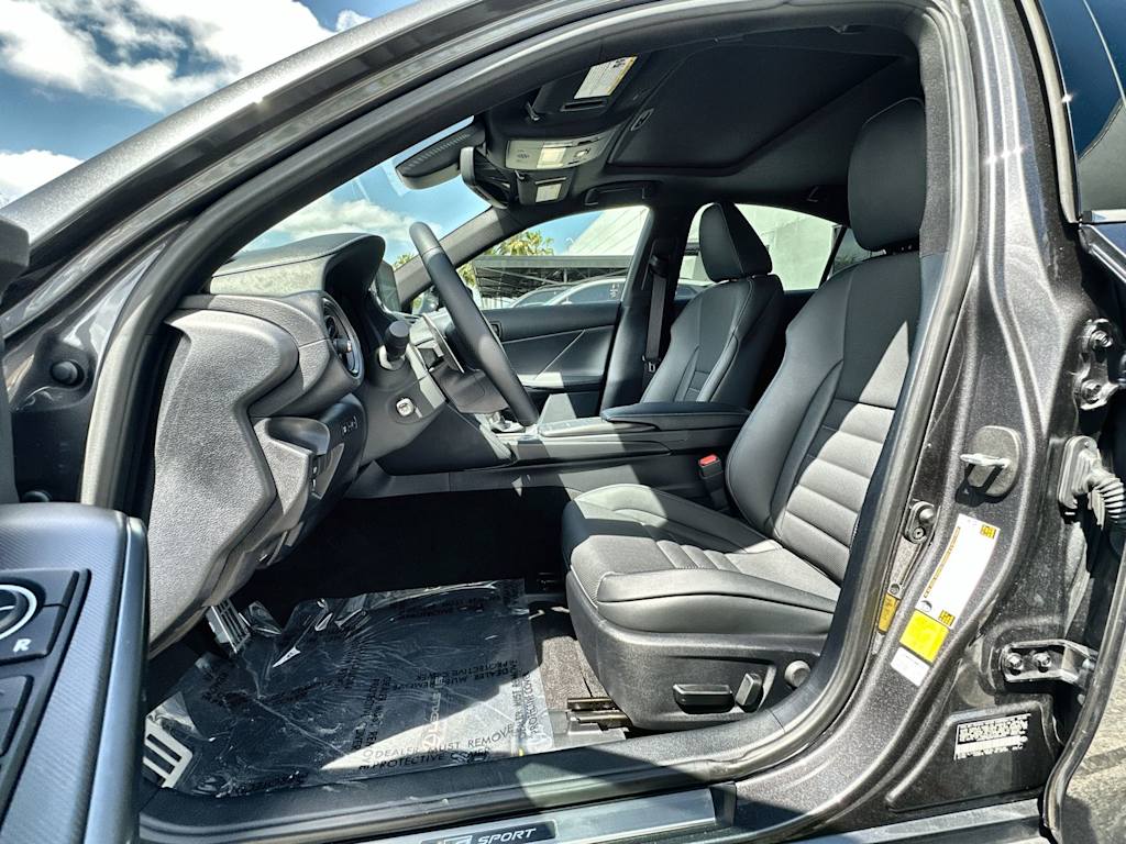 Thumbnail: 2023 Lexus IS - 12