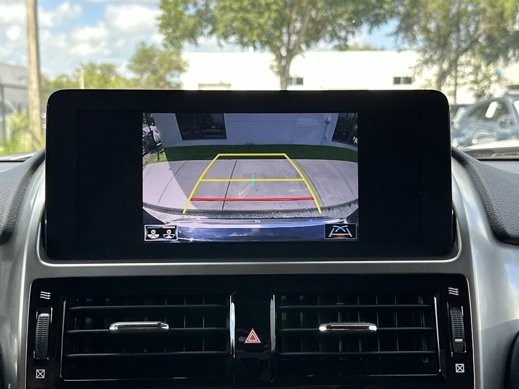 Thumbnail: 2023 Lexus GX - 13