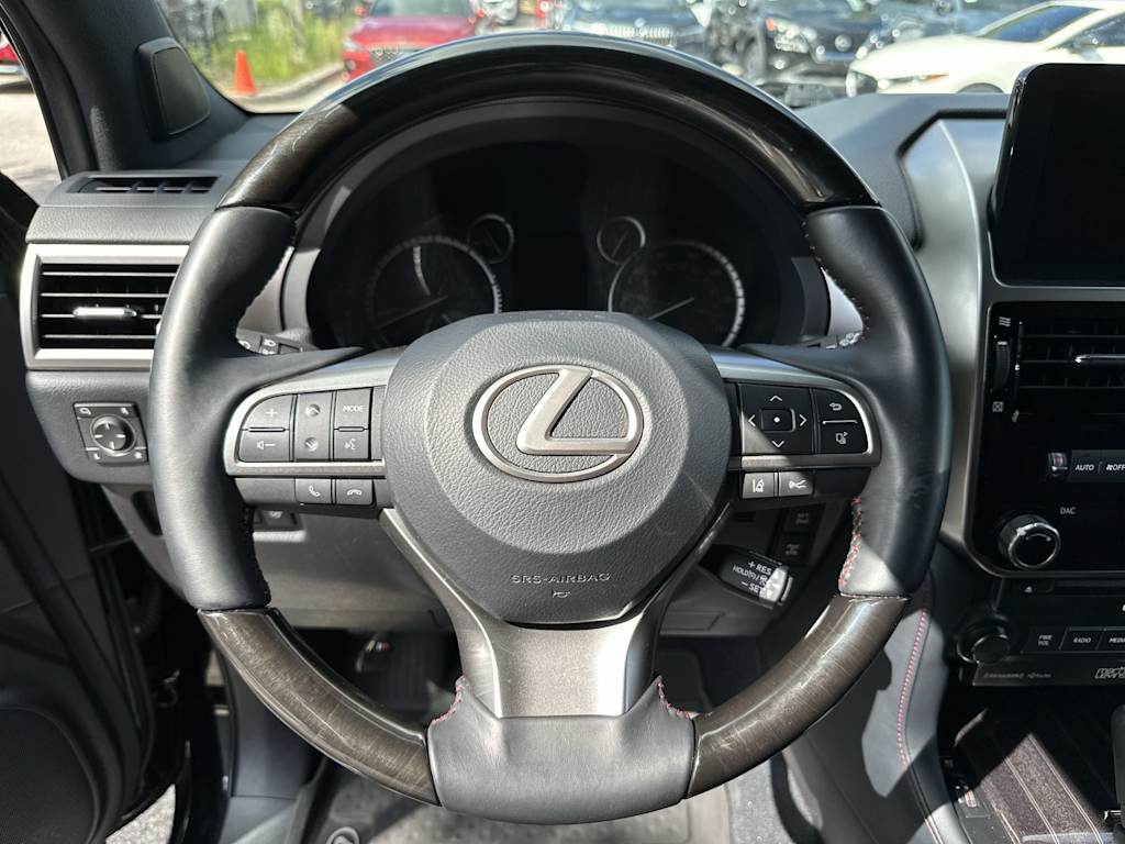 Thumbnail: 2023 Lexus GX - 9