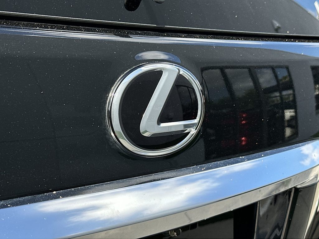 Thumbnail: 2023 Lexus GX - 23