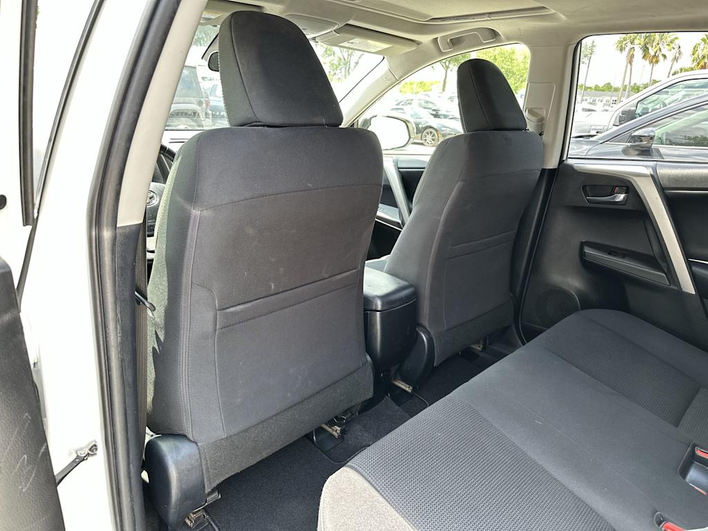 Thumbnail: 2017 Toyota RAV4 - 11