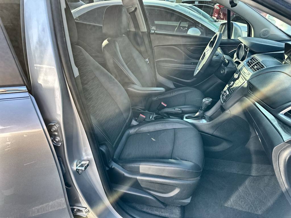 Thumbnail: 2015 Buick Encore - 19