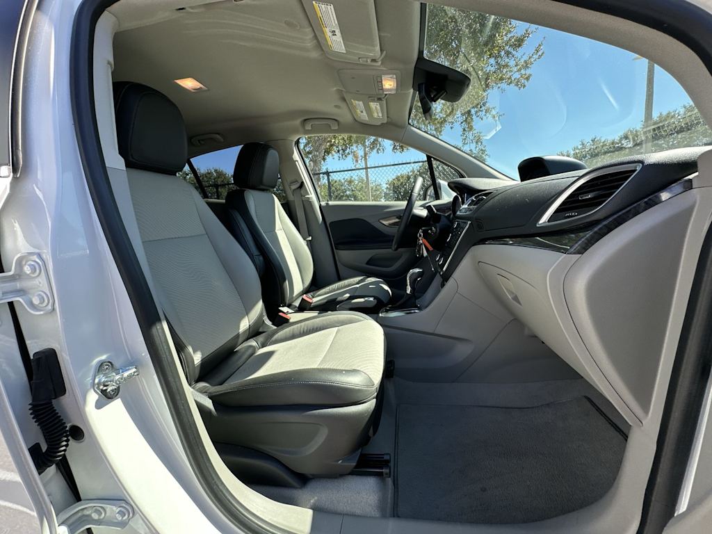 Thumbnail: 2014 Buick Encore - 20