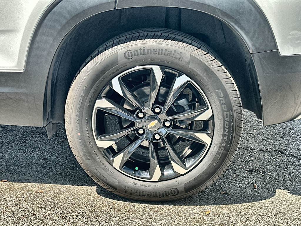 Thumbnail: 2023 Chevrolet TrailBlazer - 8