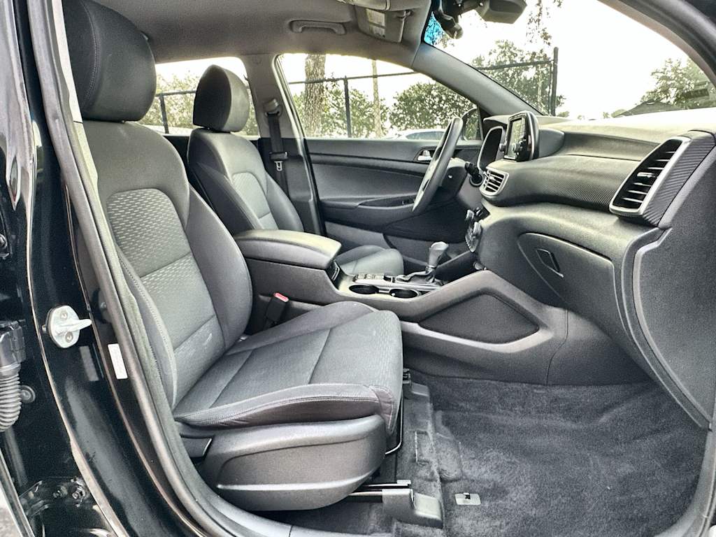 Thumbnail: 2019 Hyundai Tucson - 18