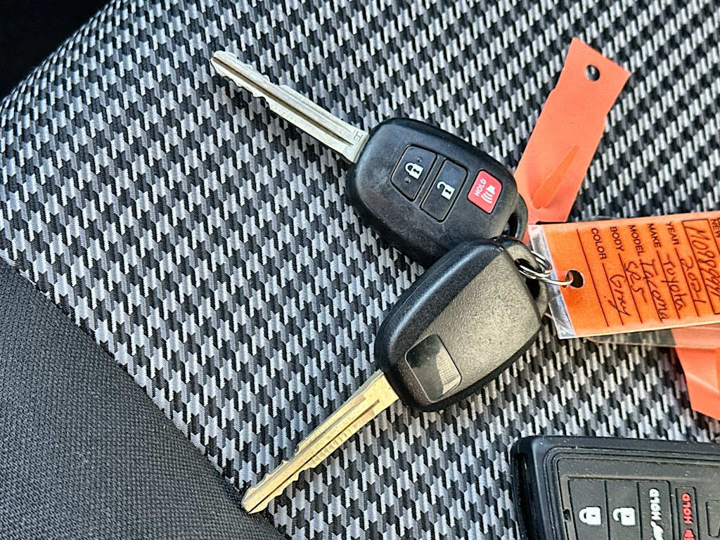 Thumbnail: 2023 Hyundai Kona - 17