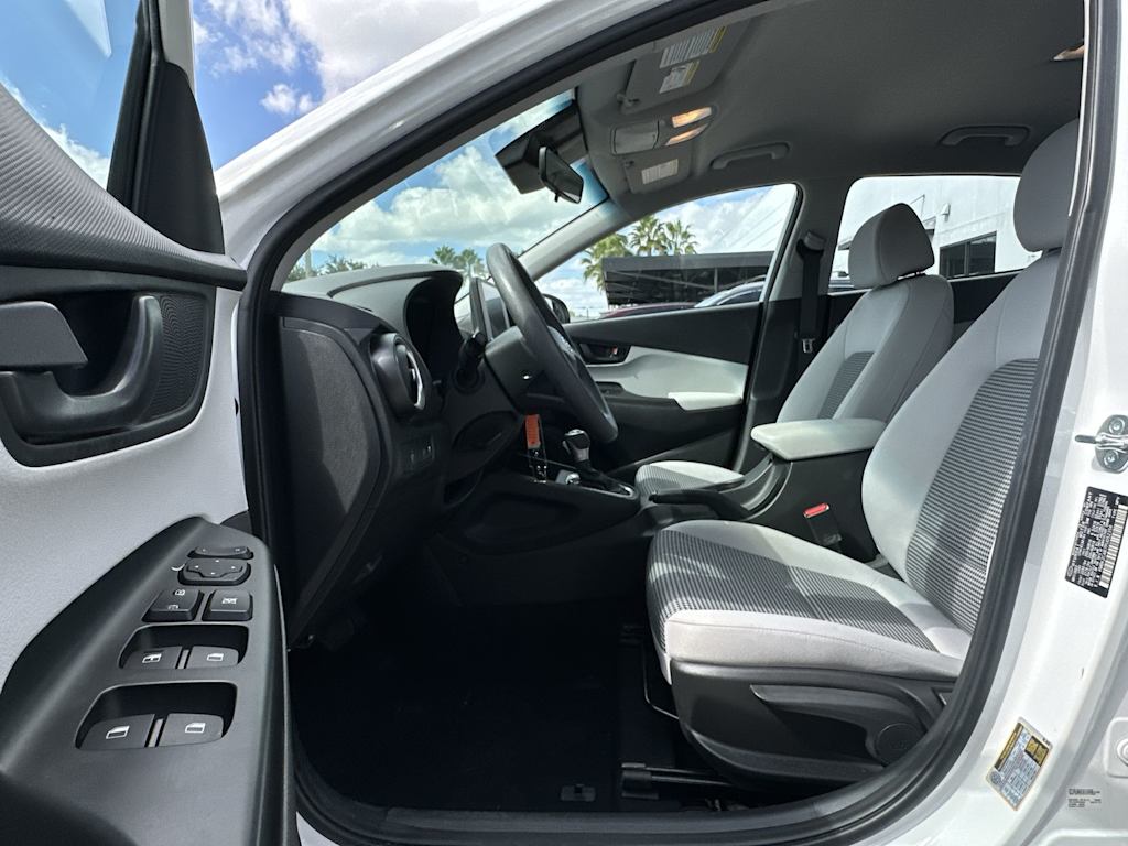 Thumbnail: 2023 Hyundai Kona - 10