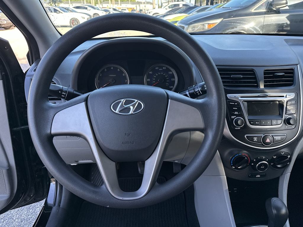 Thumbnail: 2016 Hyundai Accent - 8