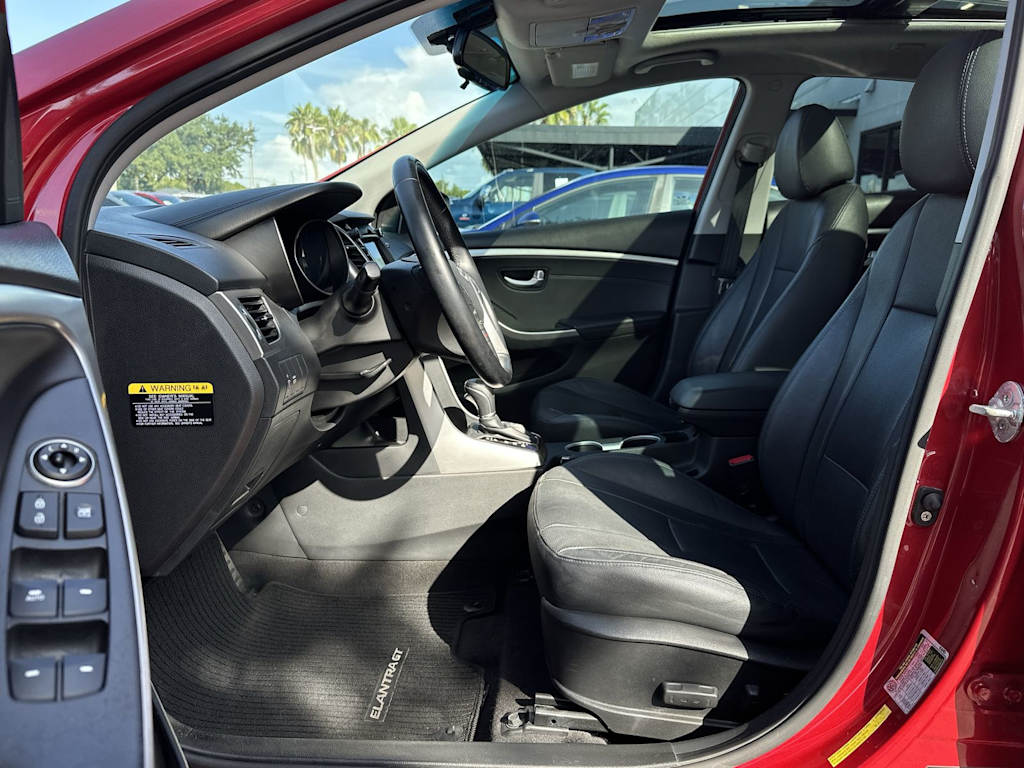 Thumbnail: 2015 Hyundai Elantra - 11