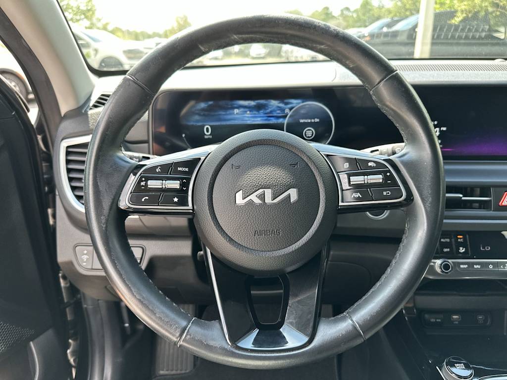 Thumbnail: 2024 Kia Seltos - 10