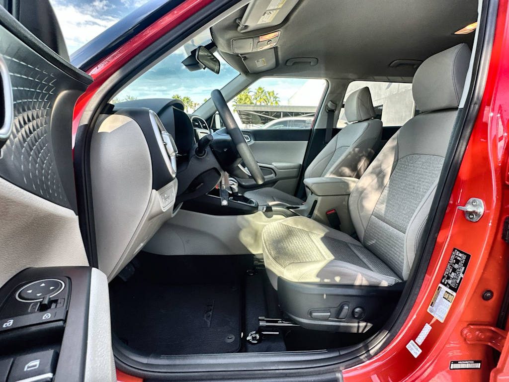 Thumbnail: 2021 Kia Soul - 12