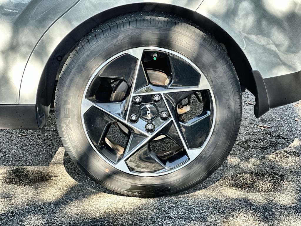 Thumbnail: 2023 Kia Soul - 8