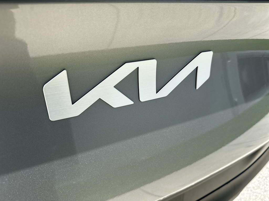 Thumbnail: 2023 Kia Sportage - 23