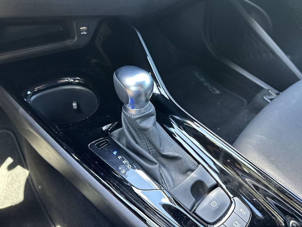 Thumbnail: 2020 Toyota C-HR - 26