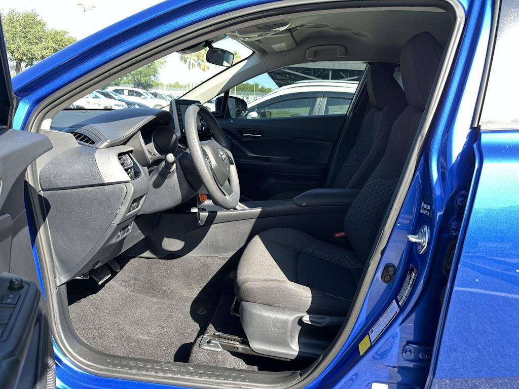 Thumbnail: 2020 Toyota C-HR - 10