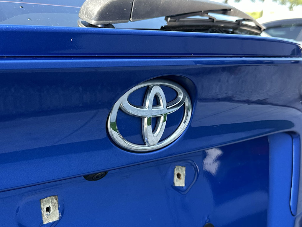 Thumbnail: 2020 Toyota C-HR - 24