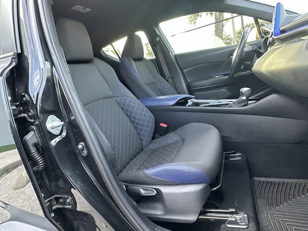 Thumbnail: 2020 Toyota C-HR - 19