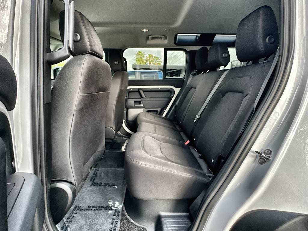 Thumbnail: 2023 Land Rover Defender - 12