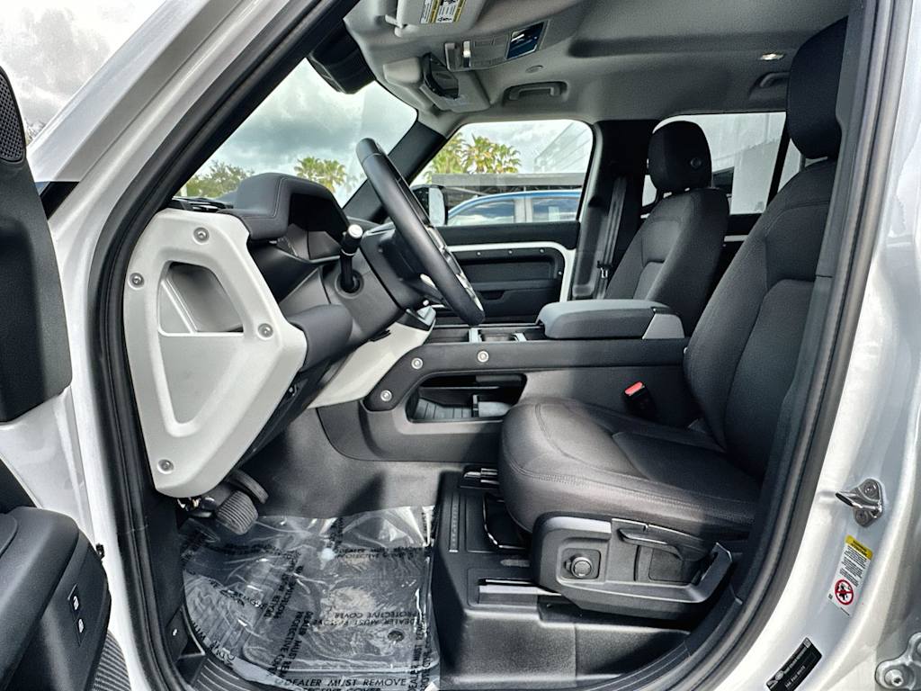 Thumbnail: 2023 Land Rover Defender - 10