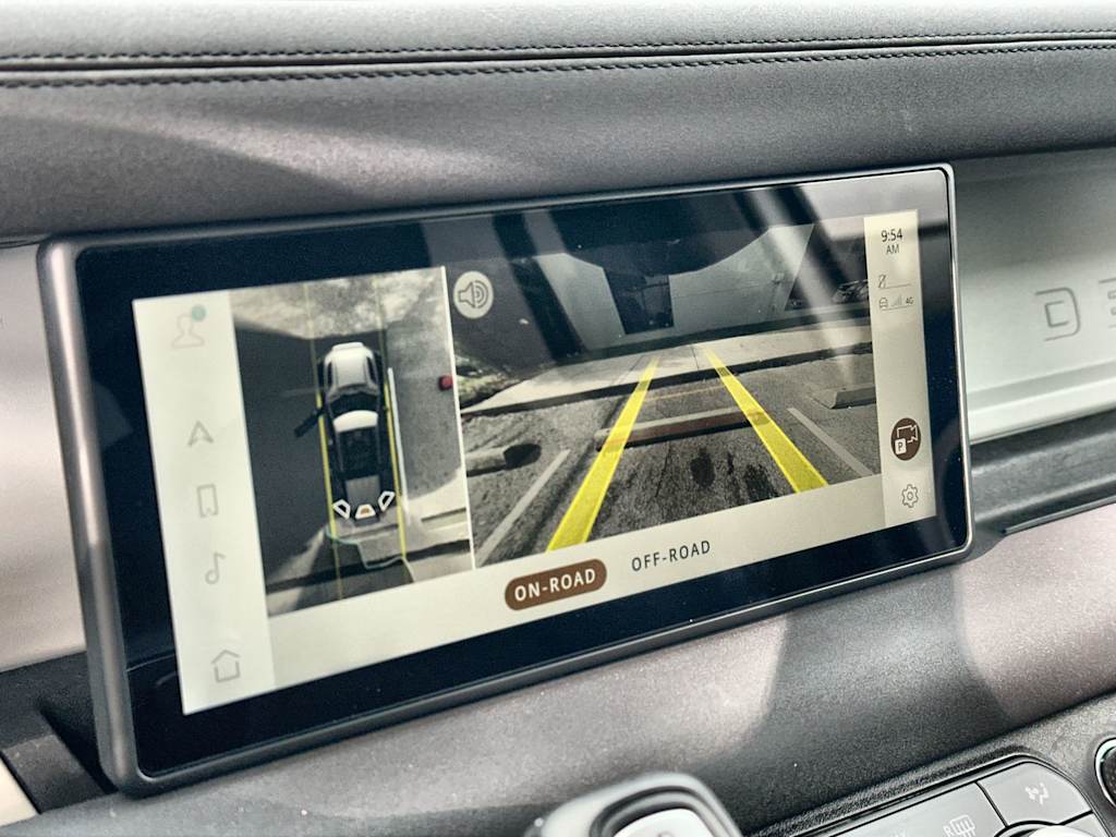 Thumbnail: 2023 Land Rover Defender - 13