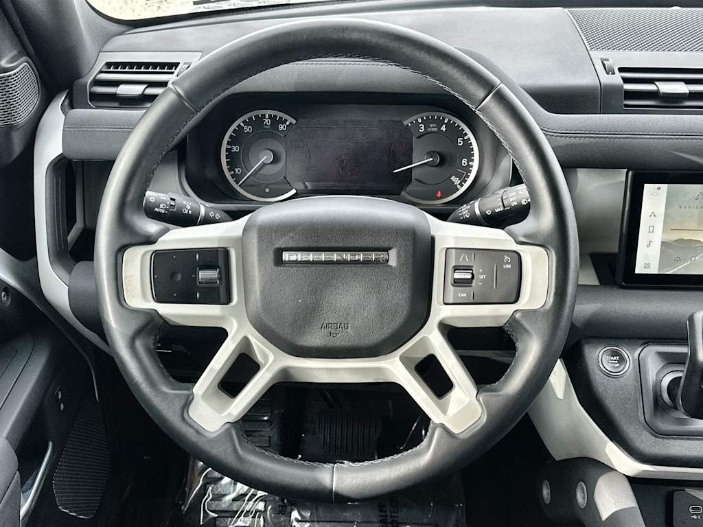 Thumbnail: 2023 Land Rover Defender - 9