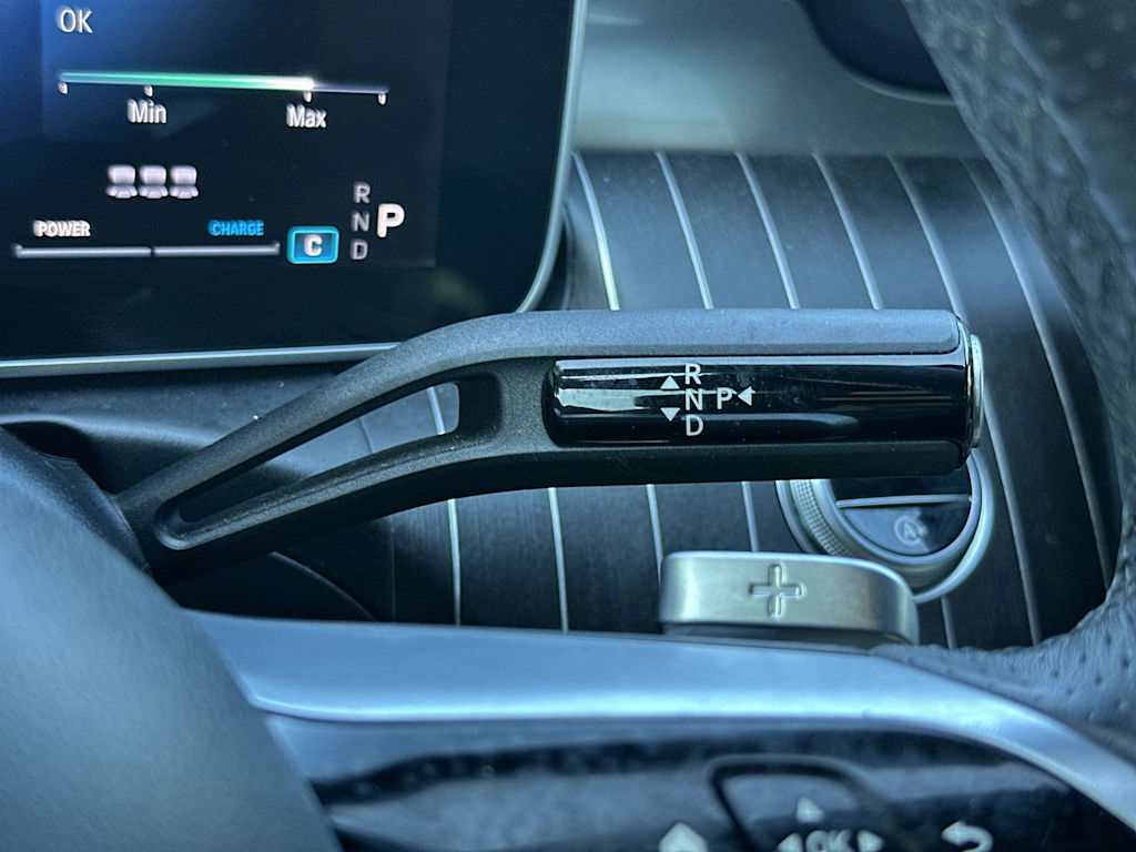 Thumbnail: 2025 Mercedes-Benz C-Class - 13