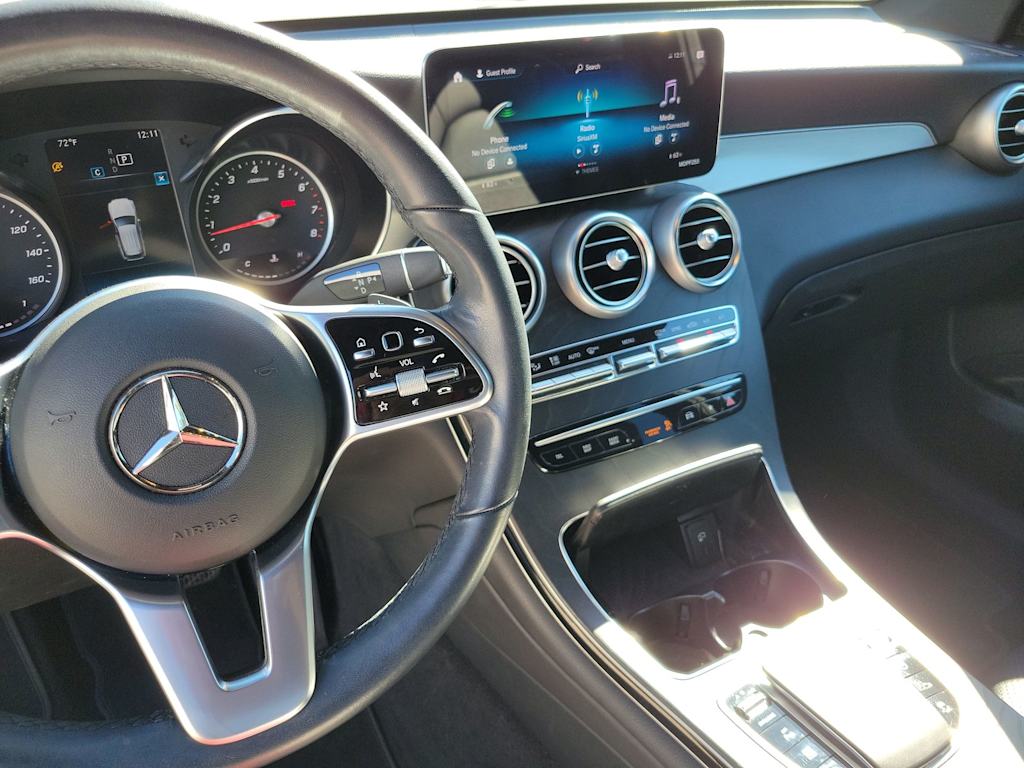 2021 Mercedes-Benz GLC 300 23