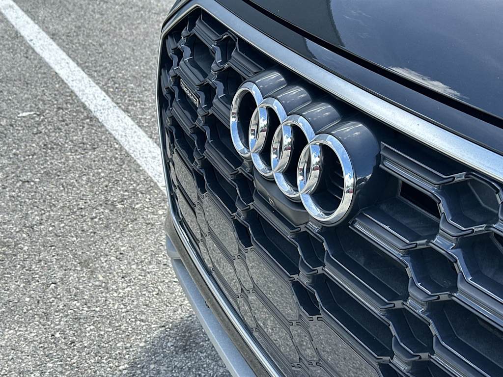 Thumbnail: 2023 Audi Q5 - 23
