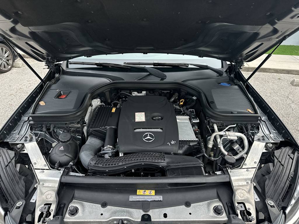 Thumbnail: 2018 Mercedes-Benz GLC - 9