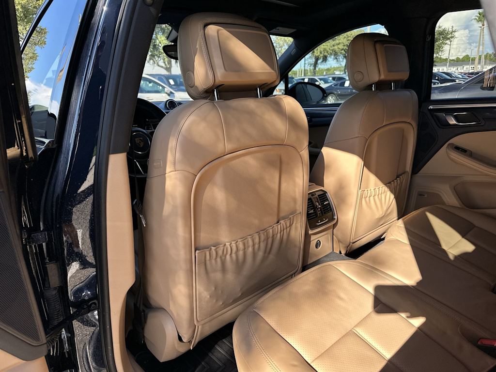 Thumbnail: 2018 Porsche Macan - 24