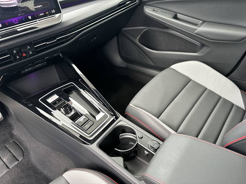 Thumbnail: 2026 Volkswagen Golf - 14