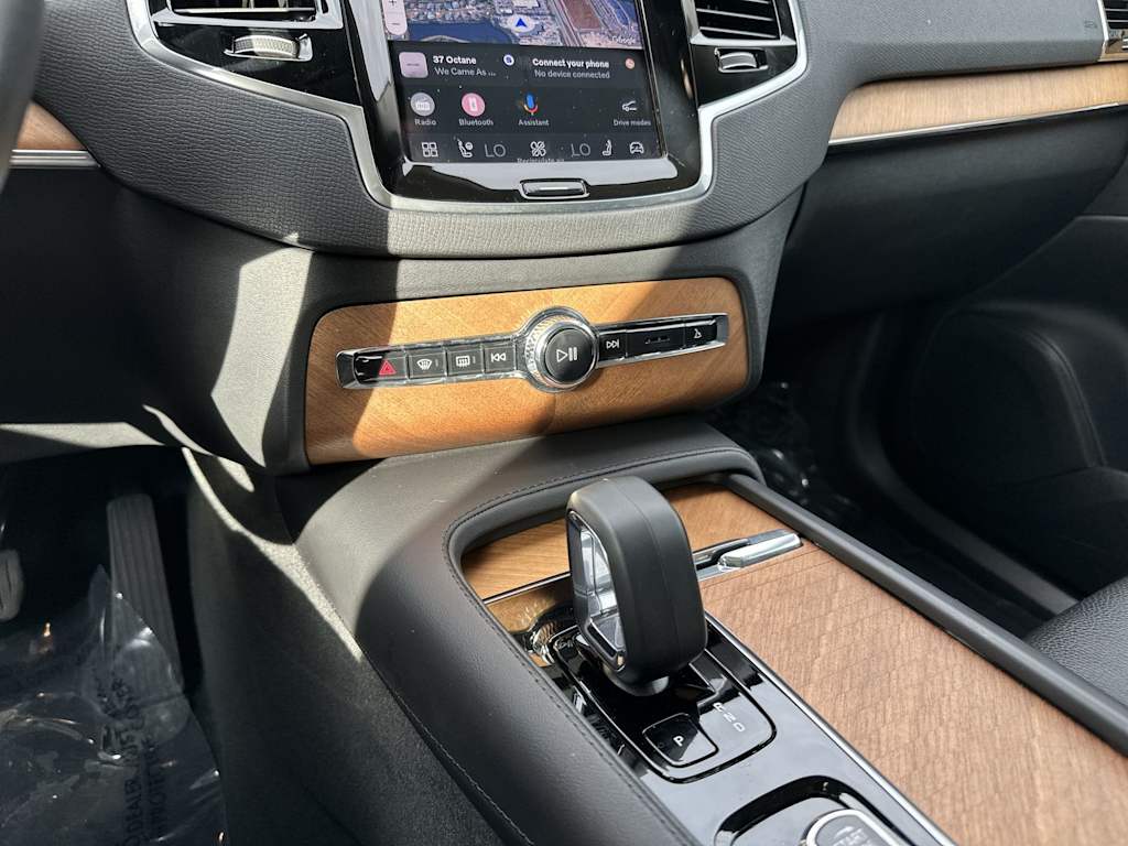Thumbnail: 2023 Volvo XC90 - 27