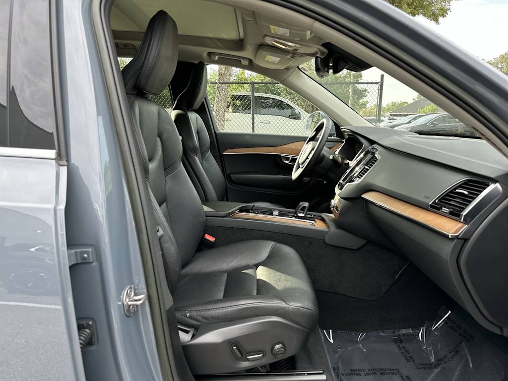 Thumbnail: 2023 Volvo XC90 - 20