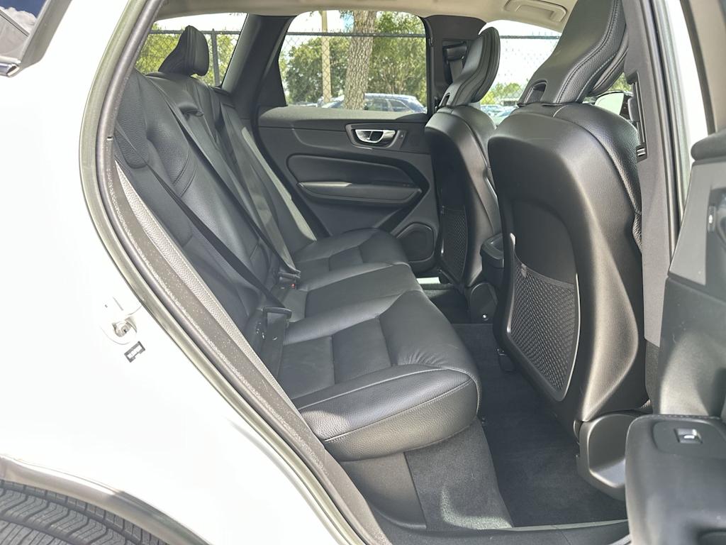 Thumbnail: 2023 Volvo XC60 - 24