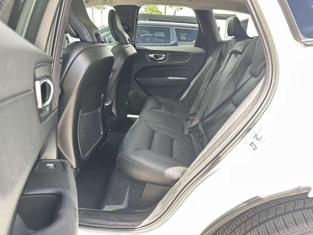 Thumbnail: 2023 Volvo XC60 - 12