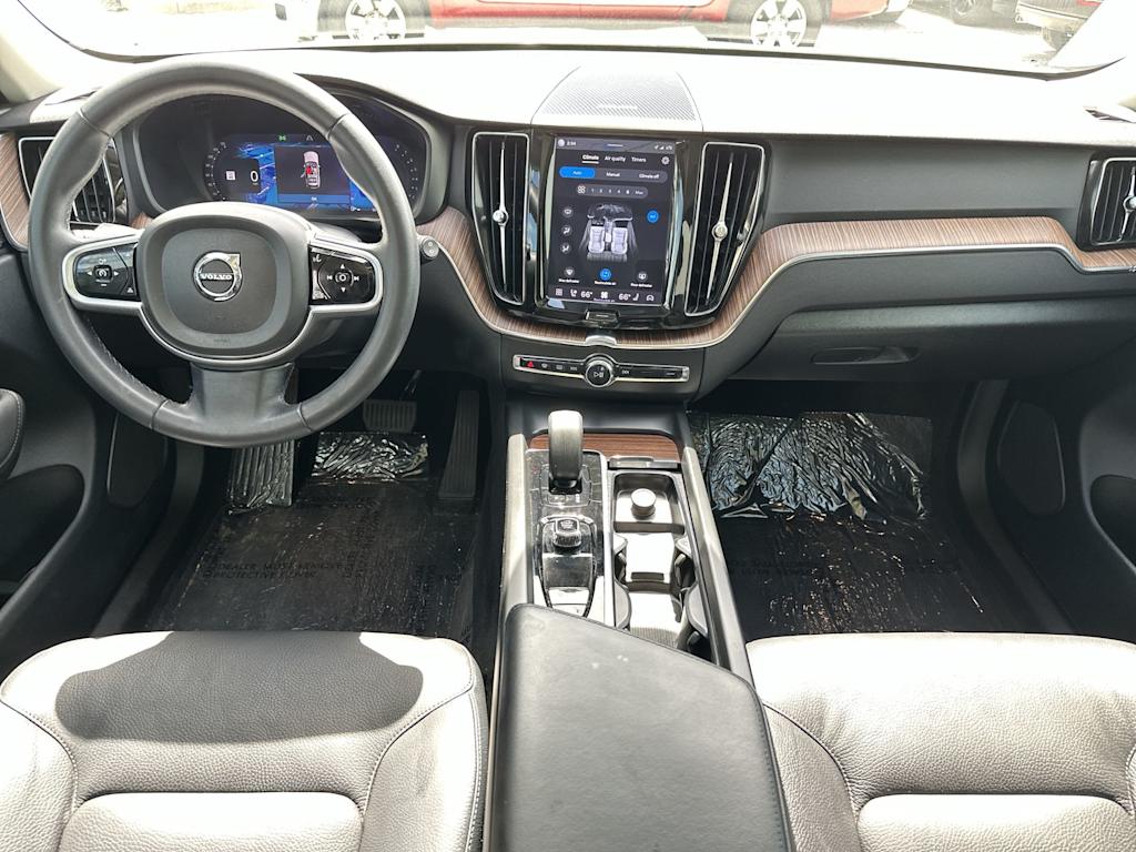 Thumbnail: 2023 Volvo XC60 - 2